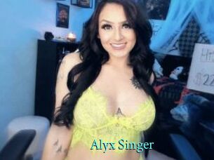 Alyx_Singer