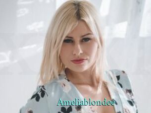 Ameliablondee