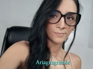 Ariagnagrande