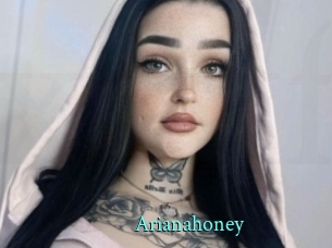 Arianahoney