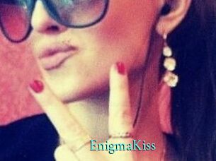 Enigma_Kiss