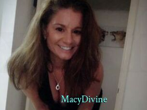 Macy_Divine