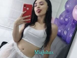 MiaJohns