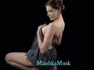 MiashkaMusk