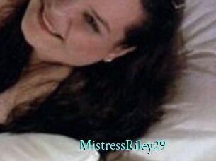 MistressRiley29