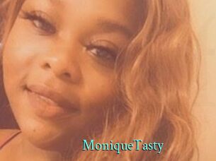 MoniqueTasty