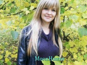 Moon_Hunter