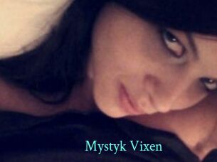 Mystyk_Vixen