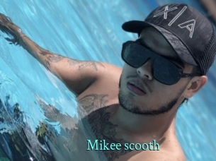 Mikee_scooth