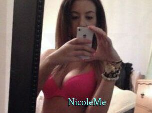 NicoleMe