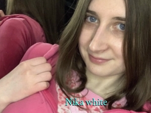 Nika_white