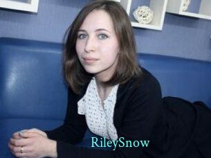 RileySnow xxx Fantasy Land