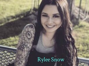 Rylee_Snow