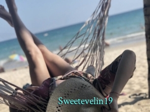 Sweetevelin19