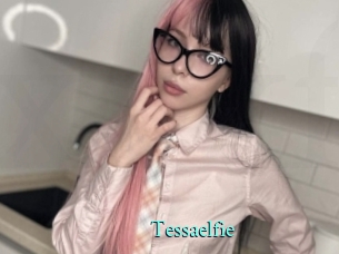 Tessaelfie