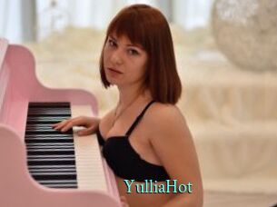 YulliaHot